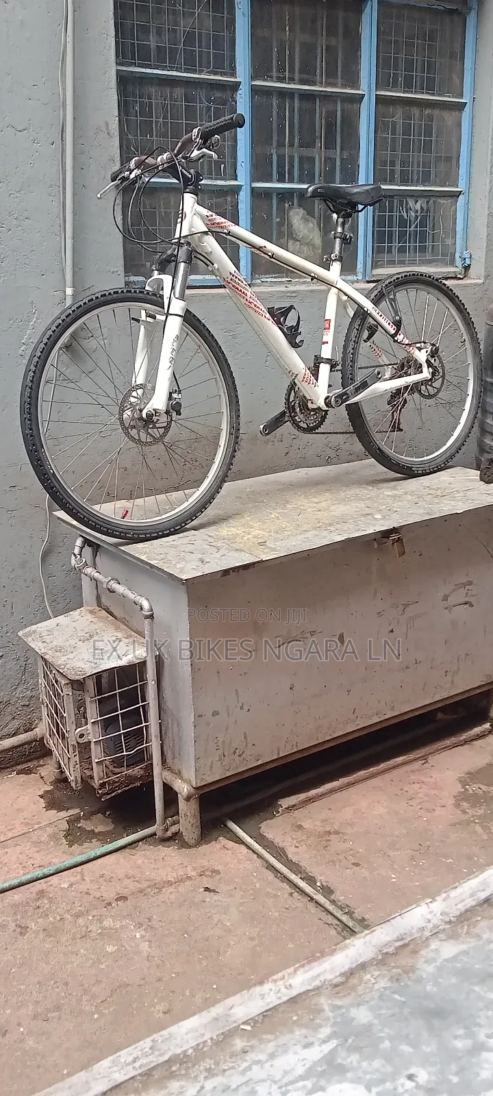 Ex Uk Size 26 Norman Bicycle 27speed