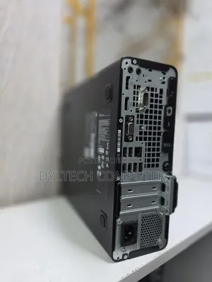 Desktop Computer HP EliteDesk 705 8GB AMD Ryzen 5 SSD 256GB