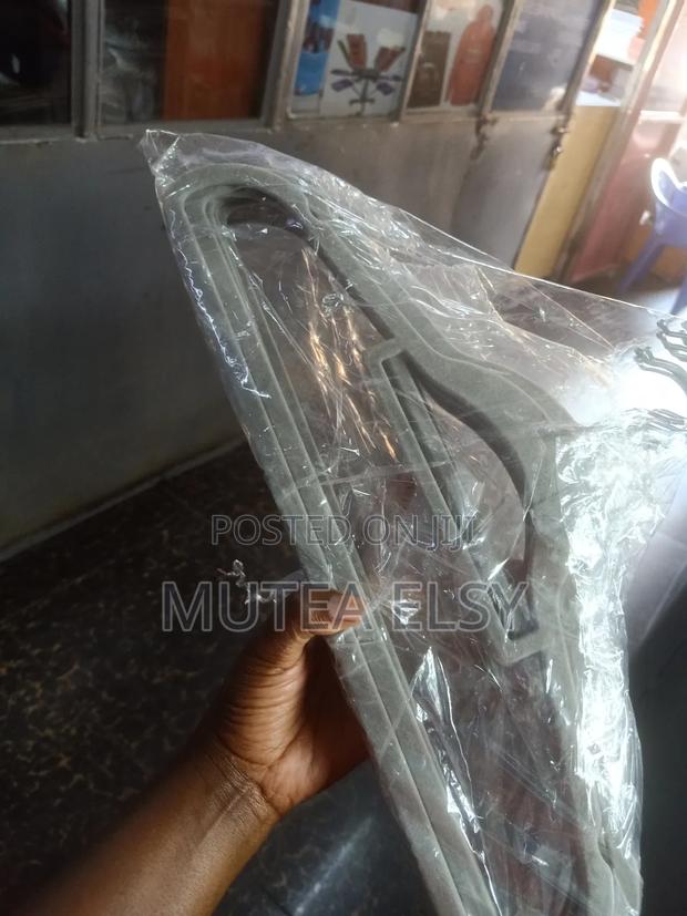 Black,Grey,Cream White Velvet Antislip Hangers - thumbnail 3