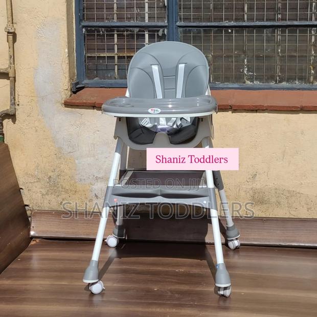 Feeding Chair With Removable Tray