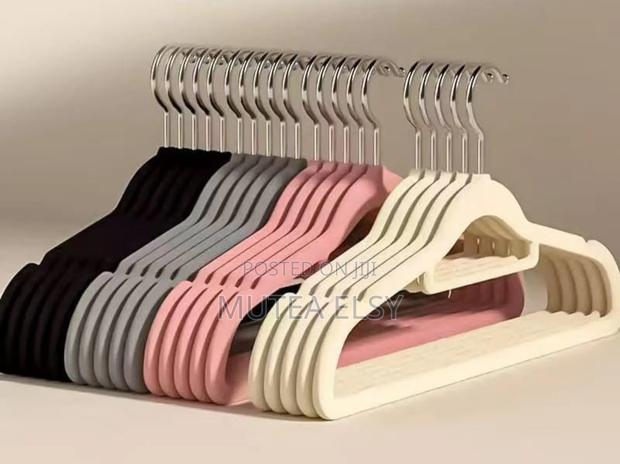 Black,Grey,Cream White Velvet Antislip Hangers - thumbnail 6