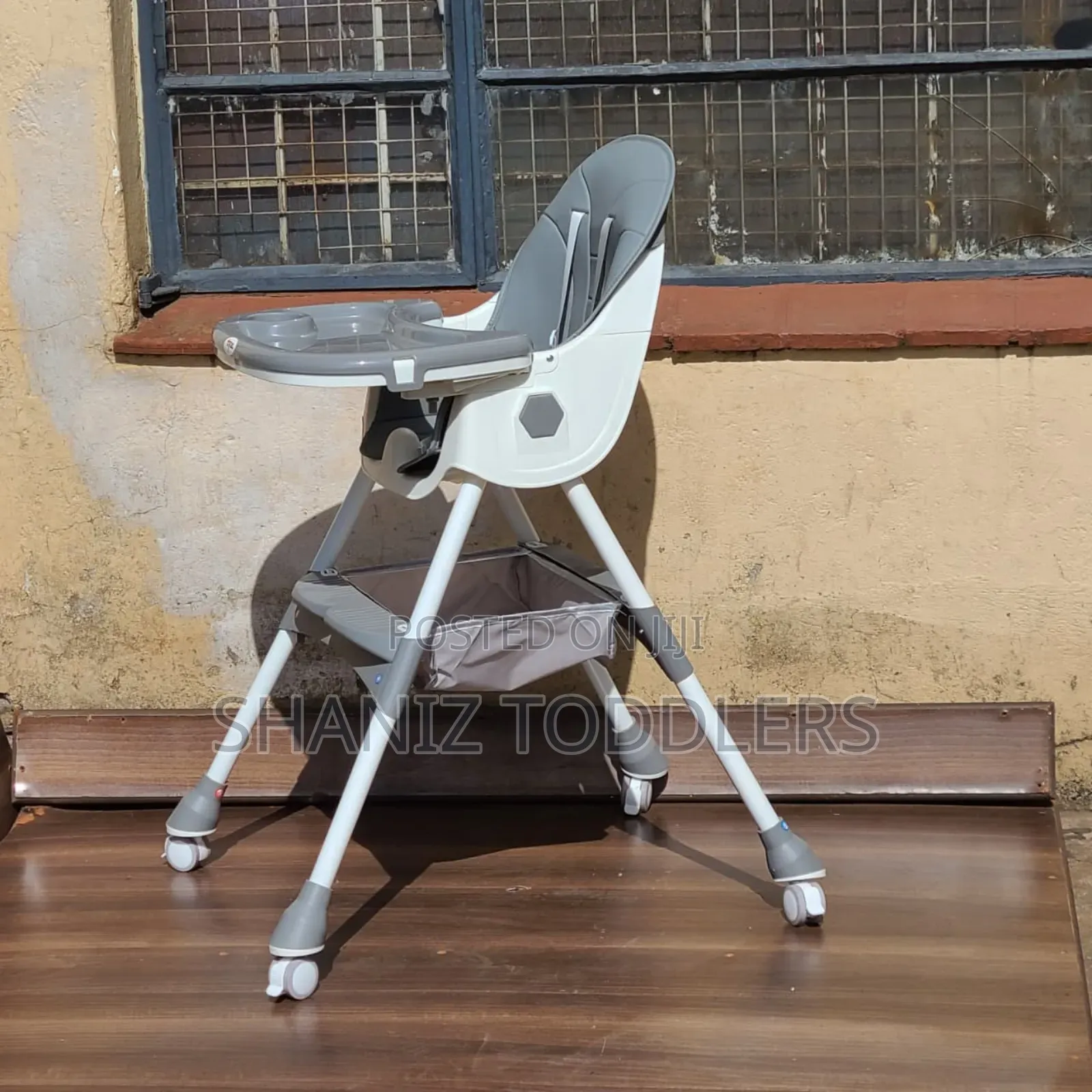 Feeding Seat With Wheels