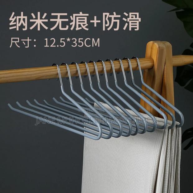 10pcs Seamless Trouser Hanger - thumbnail 8
