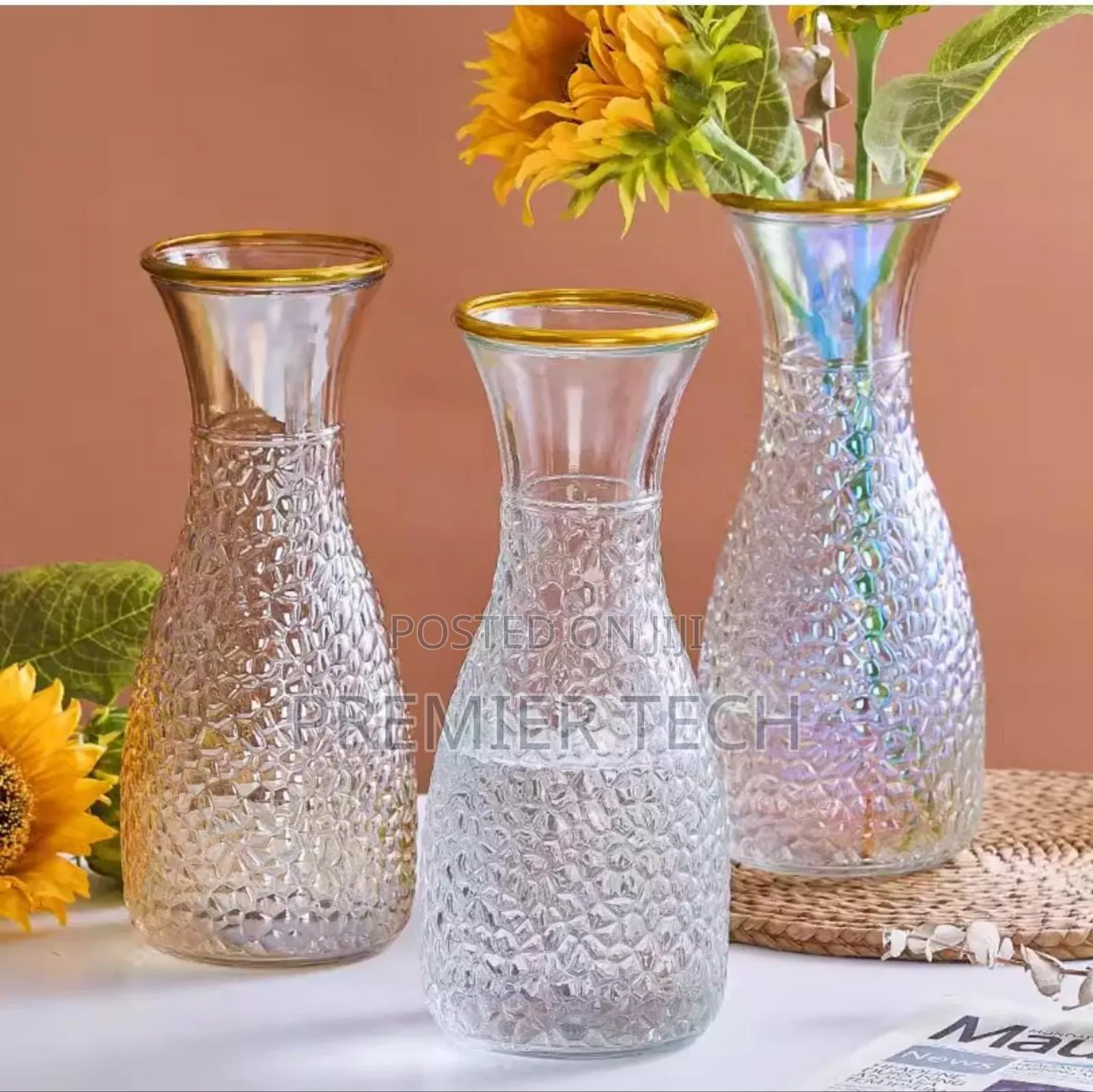 9cm by 26cm High Gold Brim Glass Flower Vase