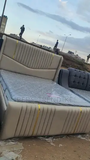 Seamless 5 by 6 Modern Bed