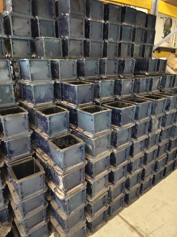 Cast Iron Cube Moulds "150×150×150mm". - thumbnail 3