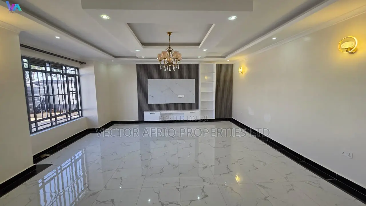 3bdrm Bungalow in Kimbo for sale