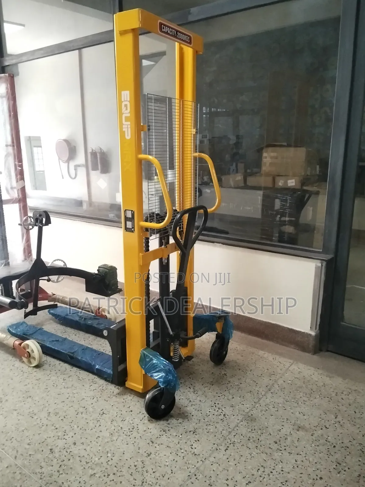 Hydraulic Lift Truck