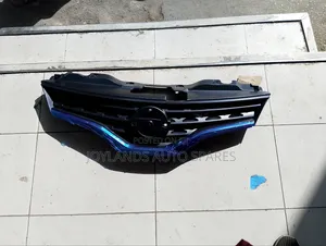 Front Grill Nv 200