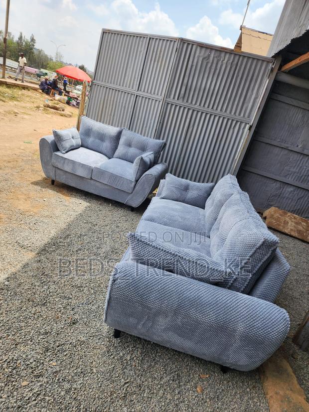 Generous Butterfly Sofa 5 Seater 3,2