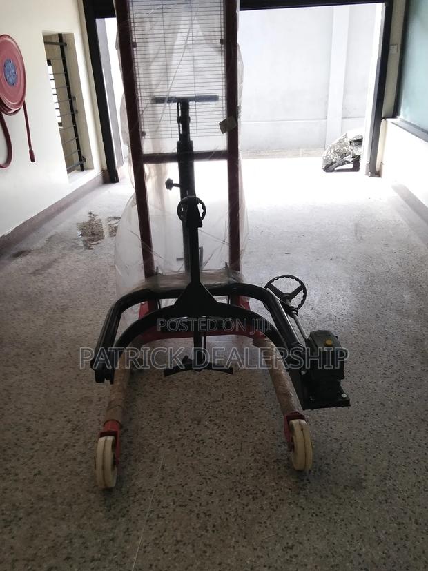 Hydraulic Drum Lifter - thumbnail 2