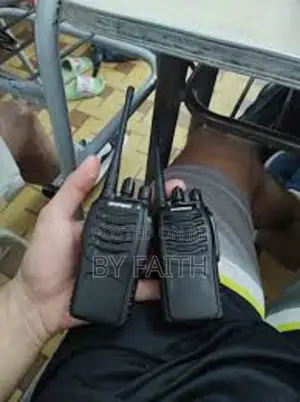 Walkie Talkie Radio Calls 2 Pieces Bf-888s Plug and Play 3-5km Range
