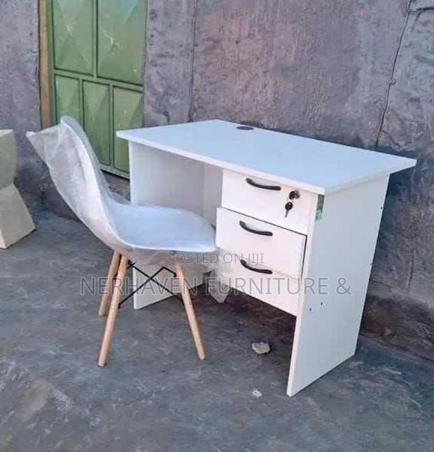 Stylish Study Desk With Eames Chair