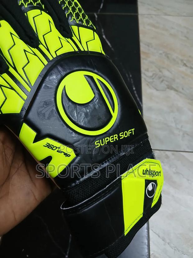 Uhlsport 360 Wrap Goalkeeper Gloves