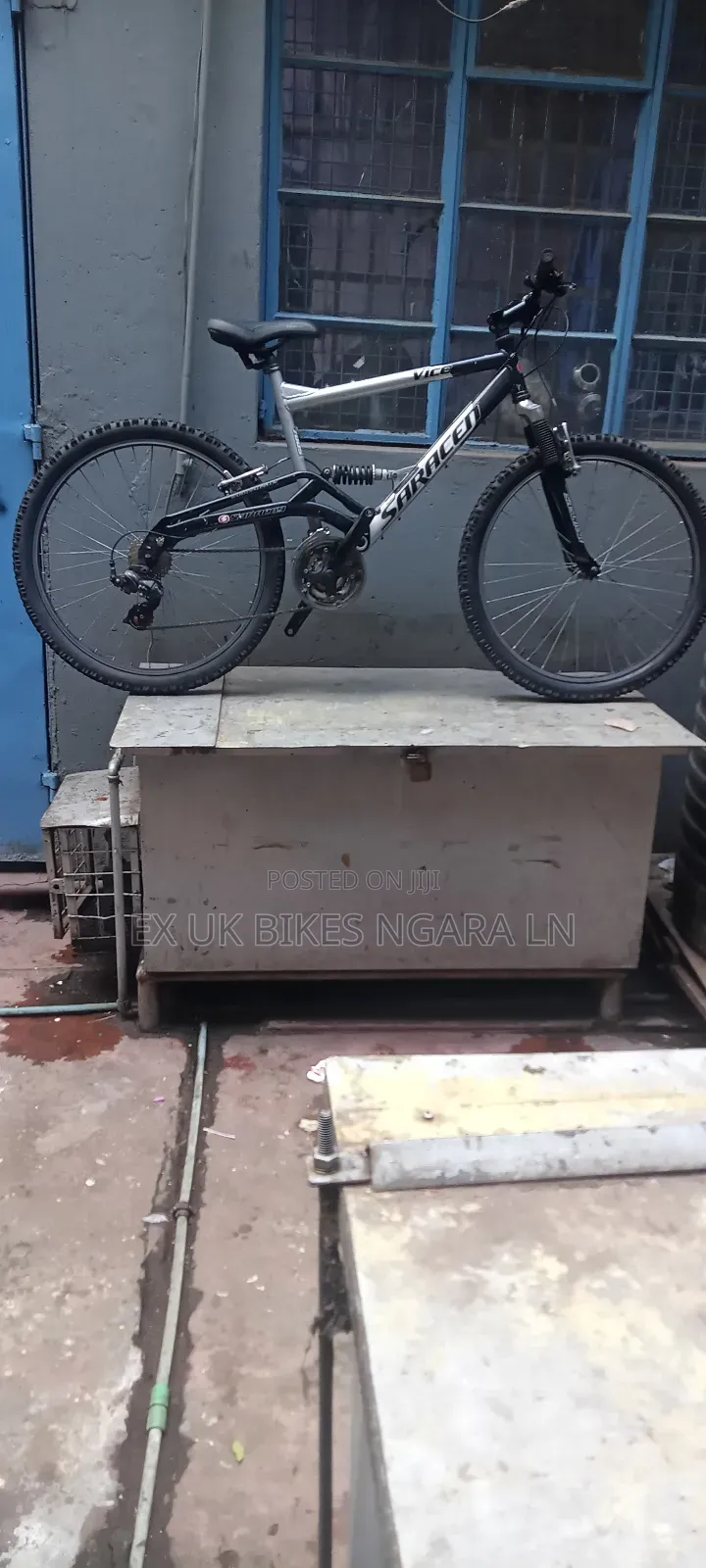 Ex Uk Size 26 Saracen Dual Suspension Bicycle