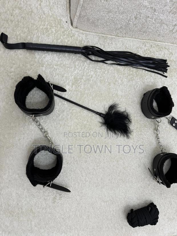 10 Piece Bondage Kit - thumbnail 5