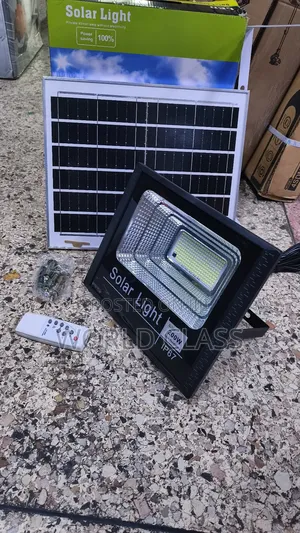Bright 200w Solar Light With a Remote Control + Solar Panel