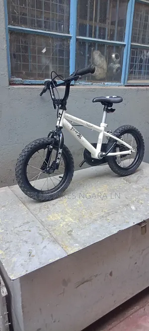 Ex Uk Size 14 Pirate Bicycle for 3 Yr Old