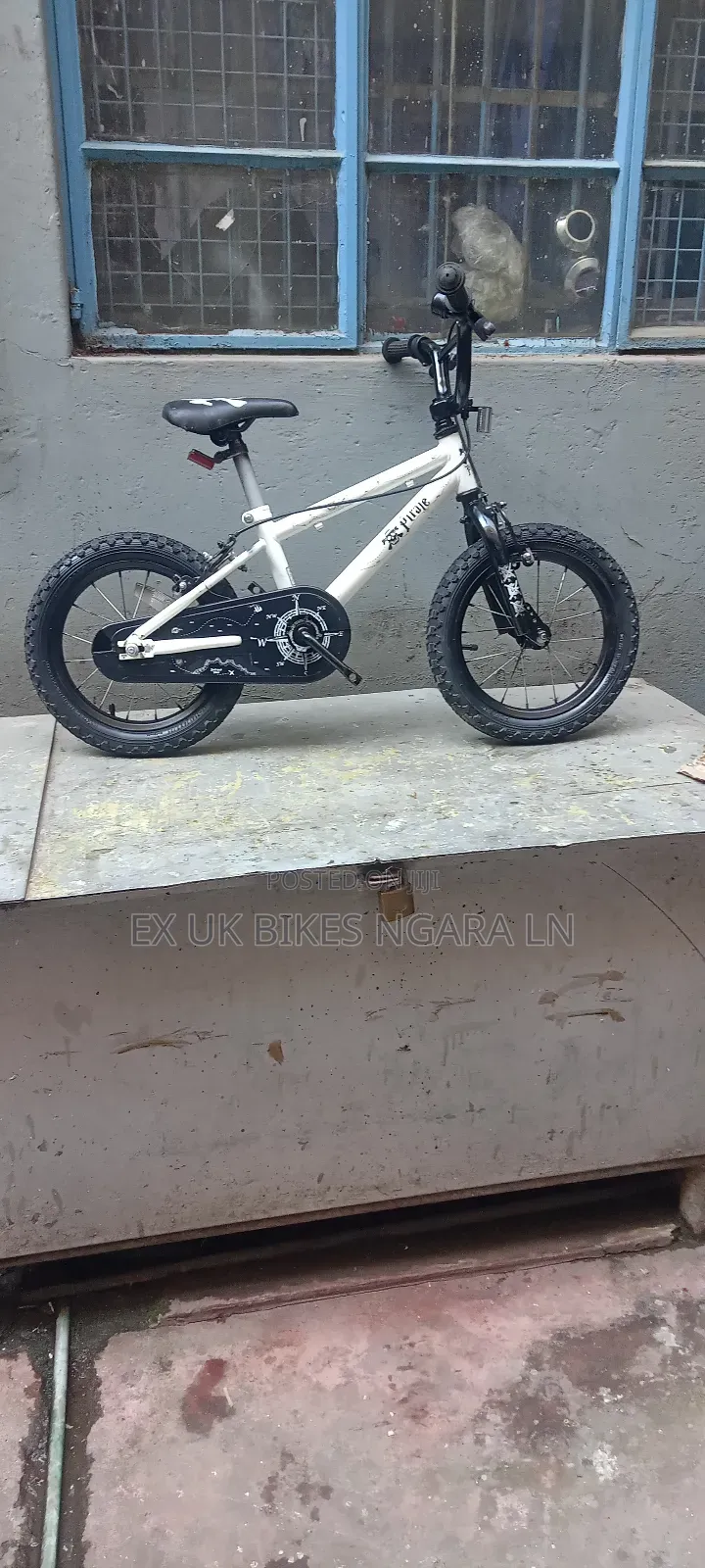 Ex Uk Size 14 Pirate Bicycle for 3 Yr Old