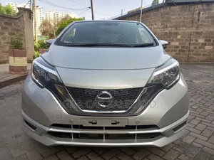 Nissan Note 2018 Silver