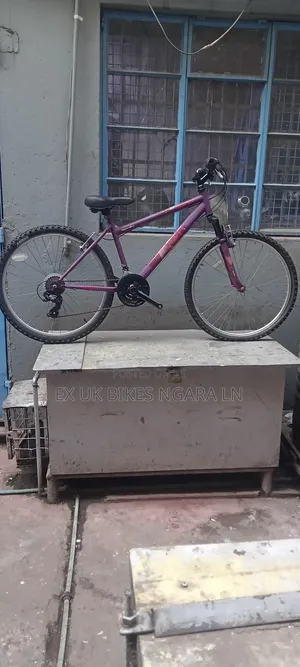 Ex Uk Size 26 Twilight Mountain Bike