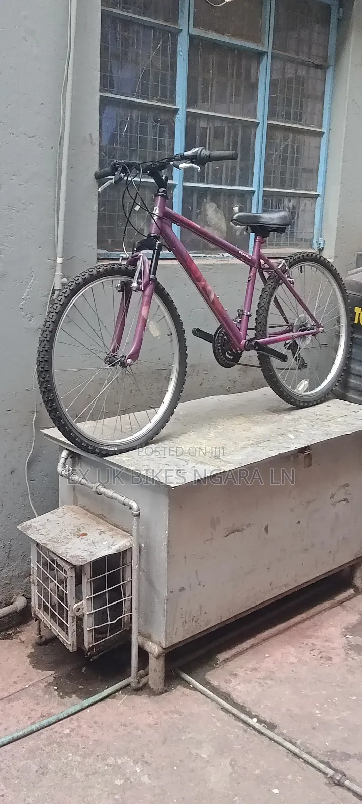 Ex Uk Size 26 Twilight Mountain Bike