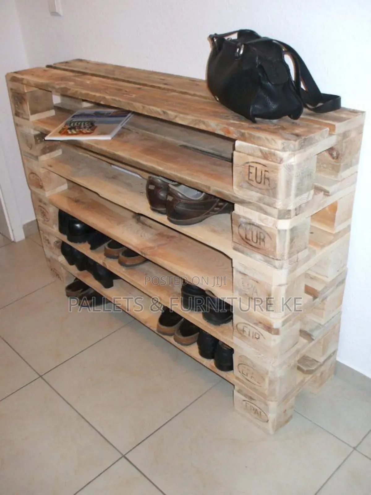 Strong Wooden Shoe Rack (Pallet Wood)