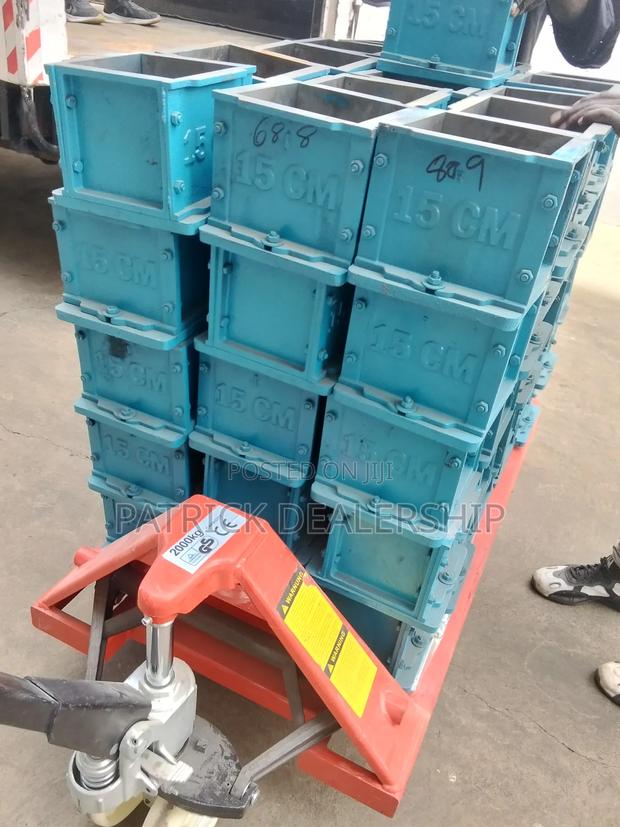 150mm Cube Moulds - thumbnail 2