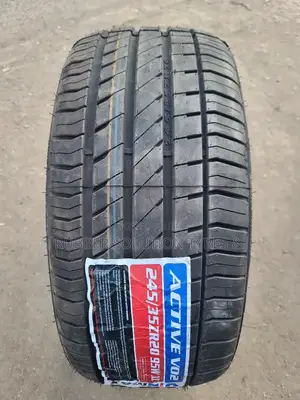 245 /35 R20 Vinmax Tyres 95w X/L Active V02