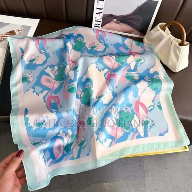 Pretty Head Scarf - thumbnail 3