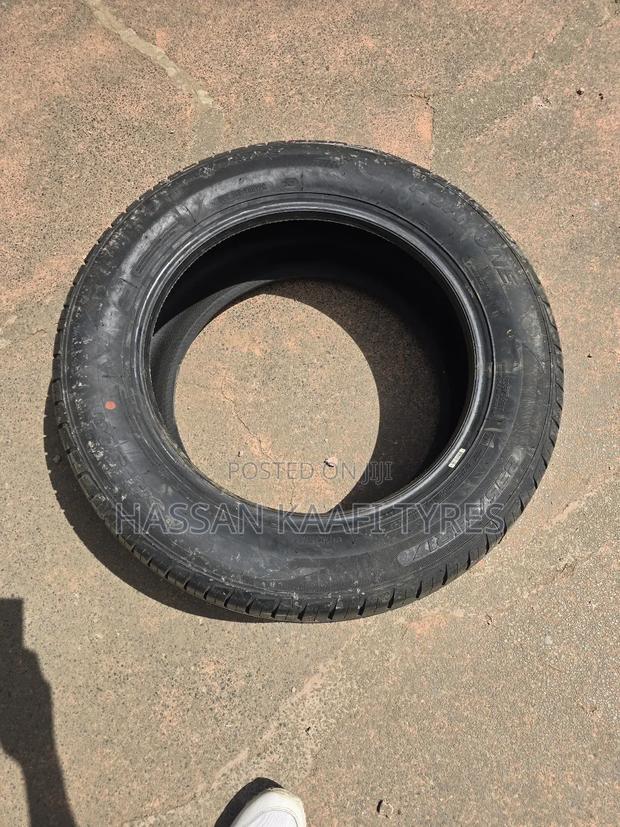 235/55r17 Fortune Tyre - thumbnail 3