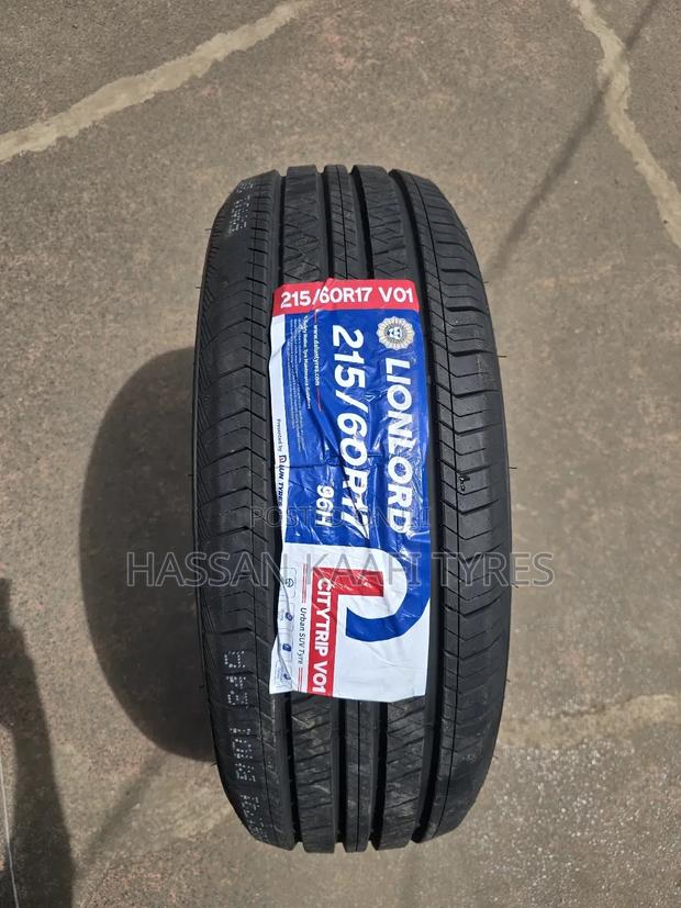 215/60r17 Lionloard Tyre - main view