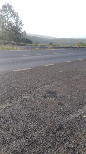 2.5 Acres Fronting Thika- Sagana Highway at Kambiti