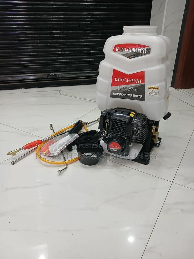 Petrol Knapsack Power Sprayer - main view