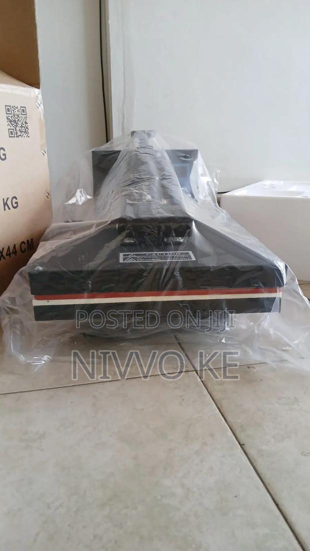 Efficient A3 Flat Press – 38×38 Cm Work Area - thumbnail 3