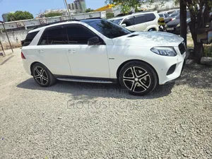 Mercedes-Benz GLE-Class 2017 White