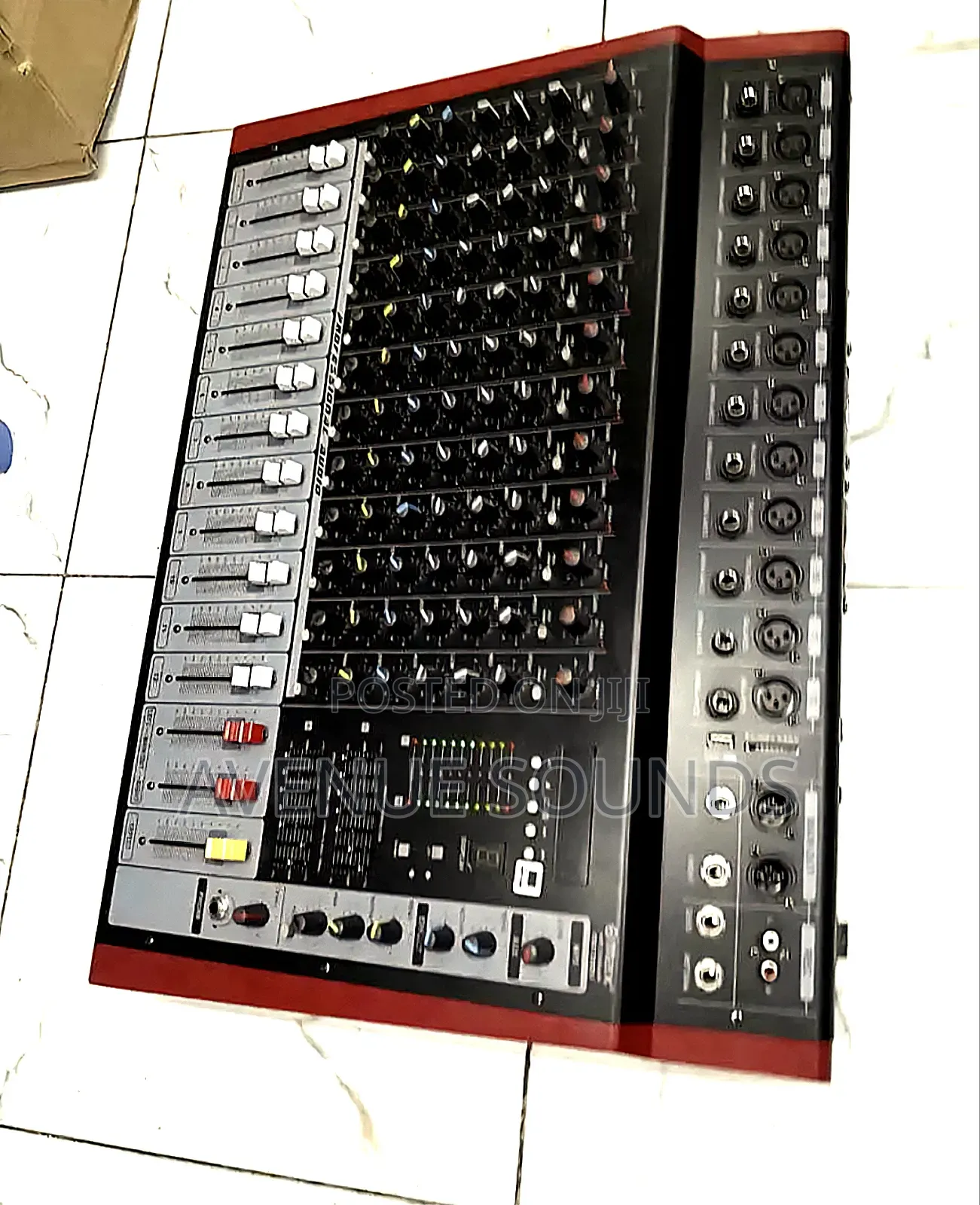 12 Channels Powered Mixer