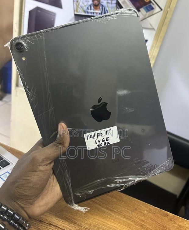 Apple iPad Pro 11 (2018) 64 GB Gray - thumbnail 3