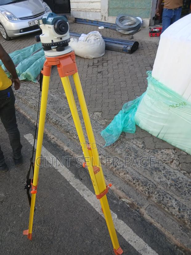 Surveyors Dumpy Level (Auyomatic) - thumbnail 3