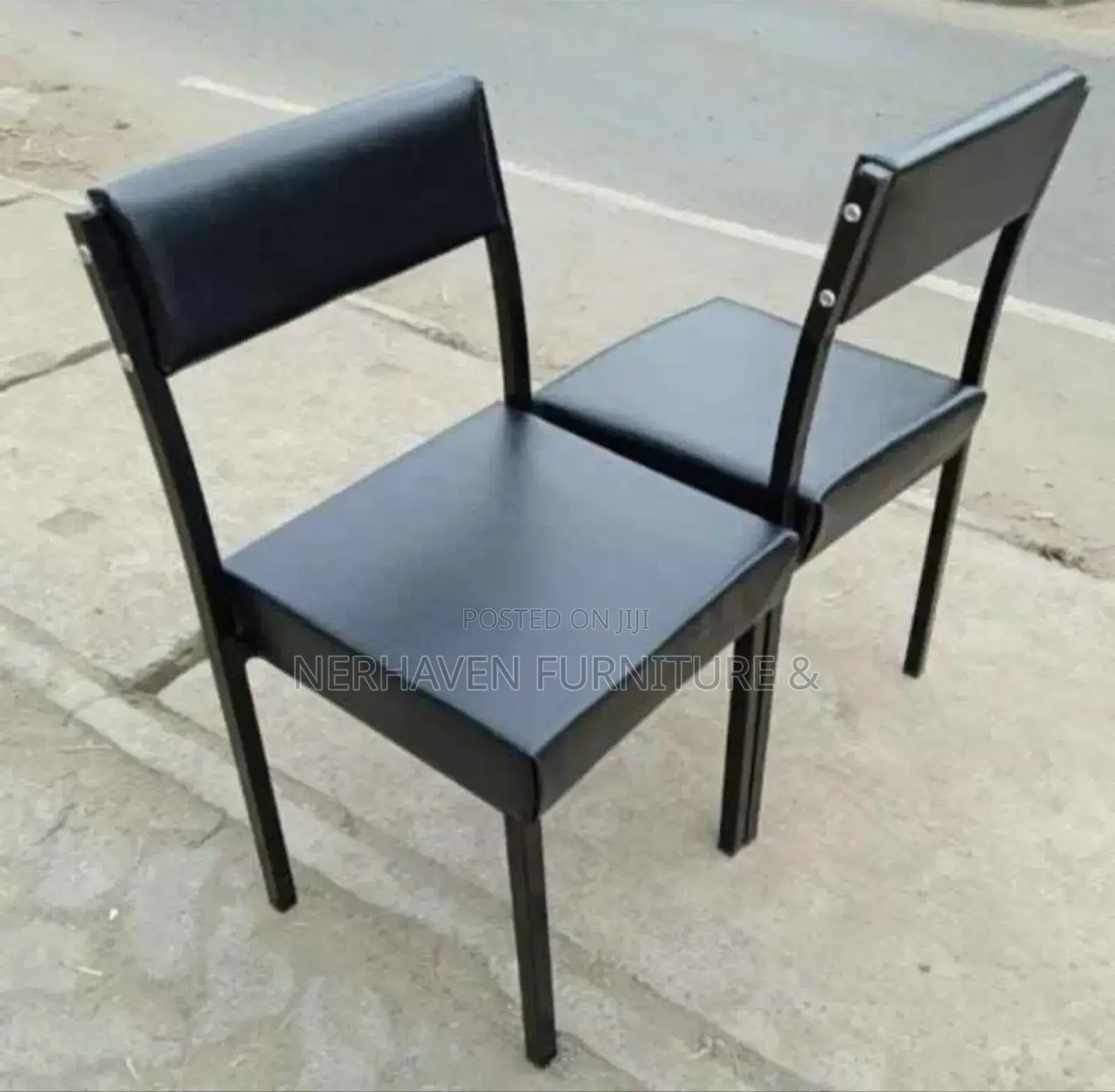 Non-Wheeled Office Chair – Strong Supportive