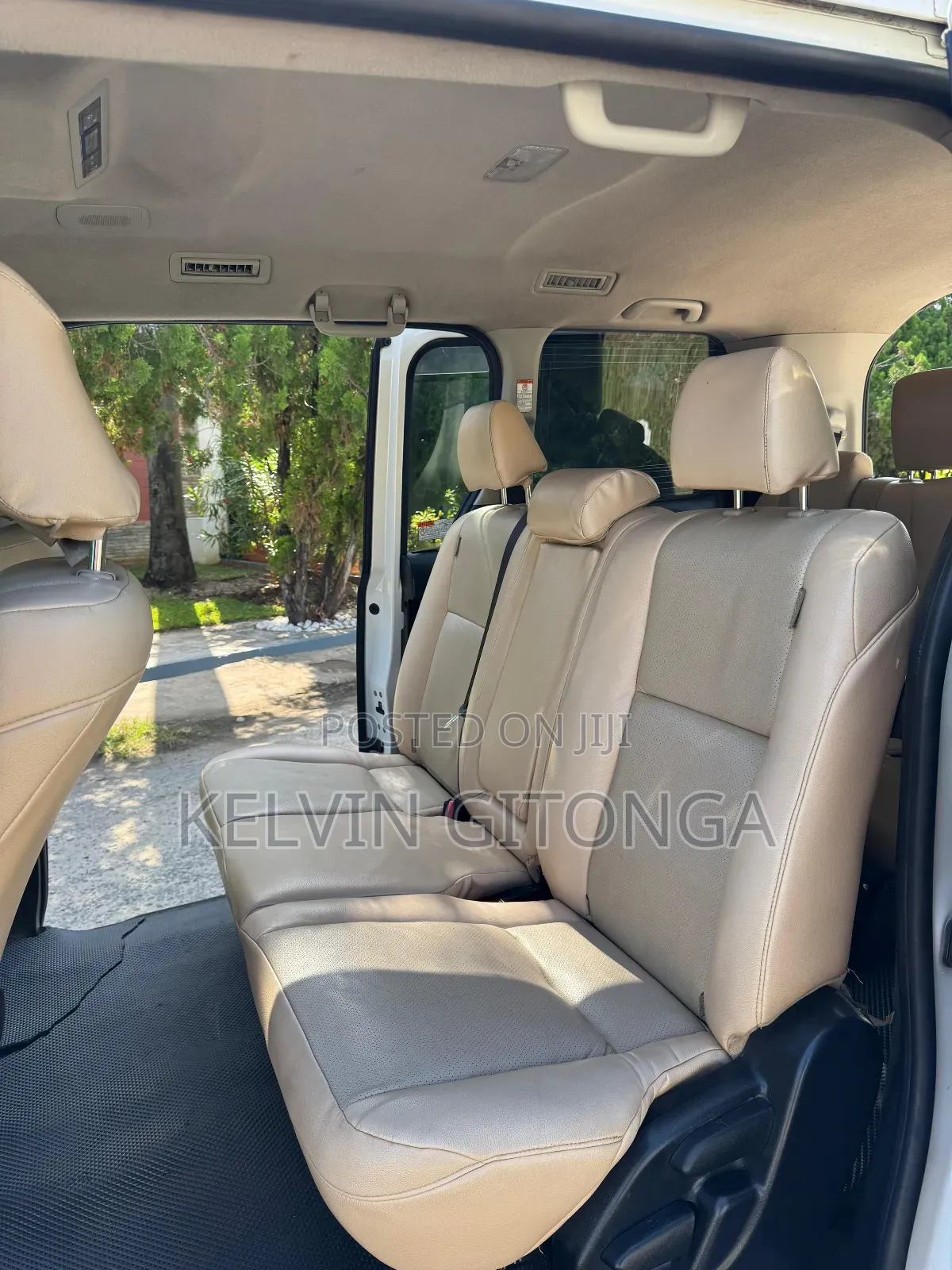 Toyota Noah 2016 White