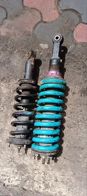 Isuzu D-Max, Hilux Vigo D-4d,Shocks Complete.