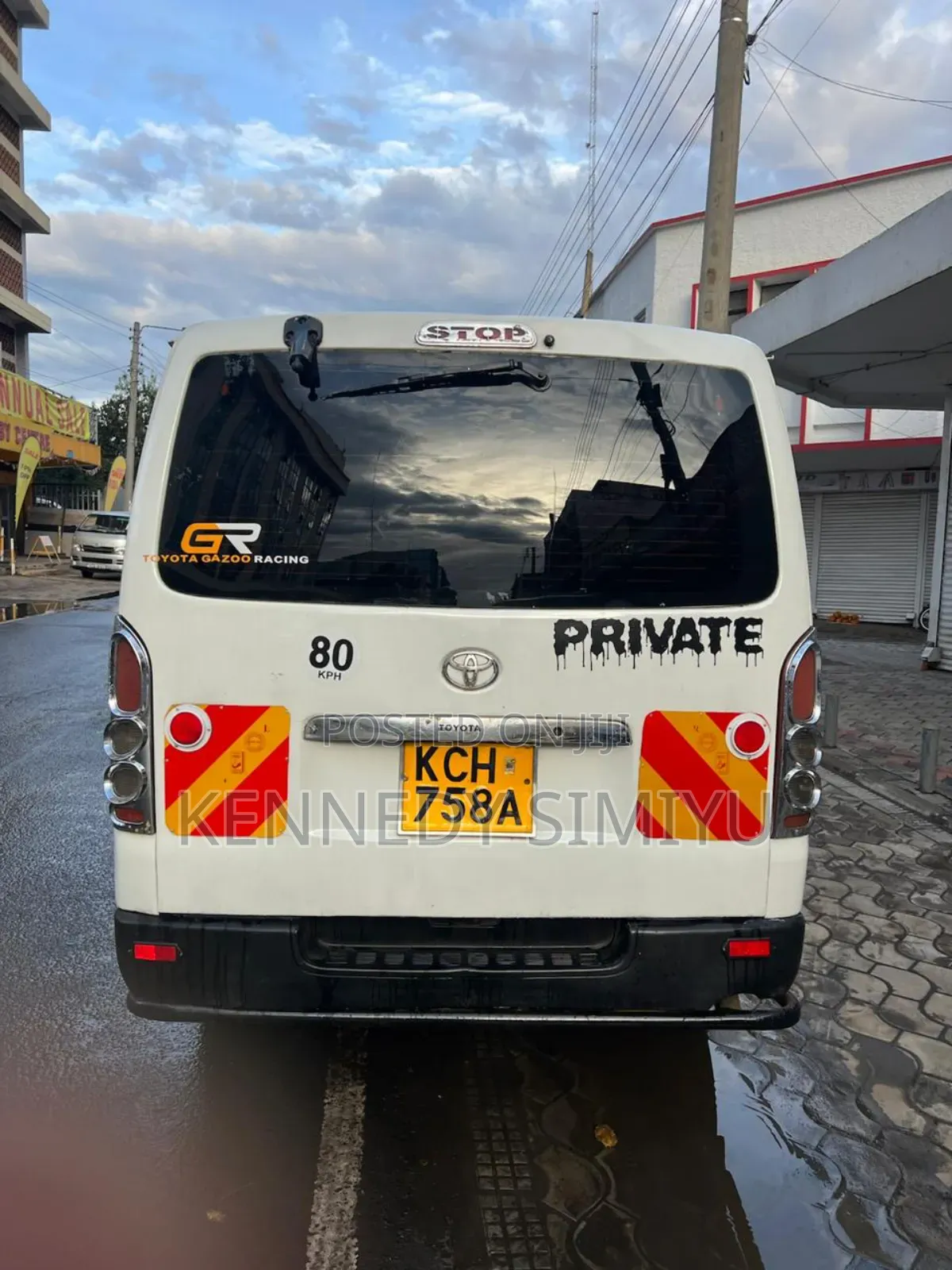 Toyota HiAce 2009 White