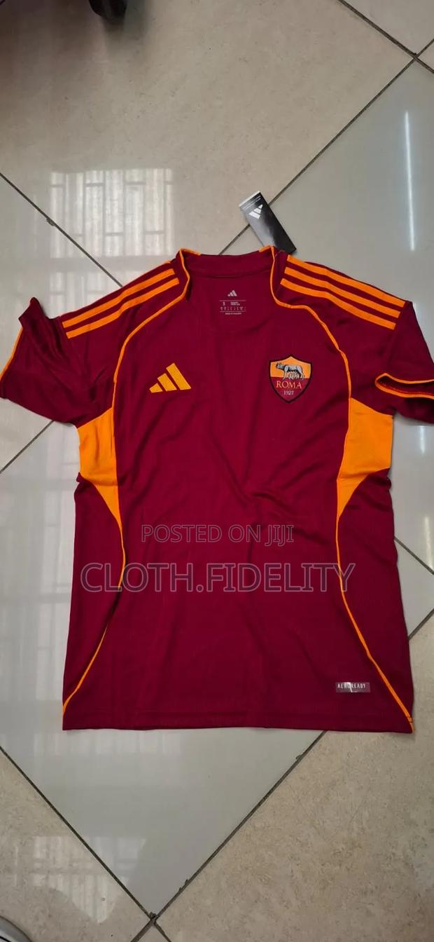 As Roma Home Jersey 25/26.
