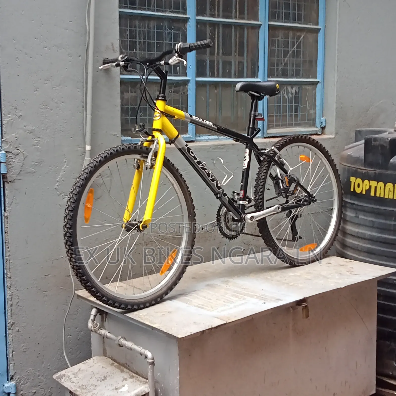 Ex Uk Size 26 Giant Mountain Bike 21 Speed