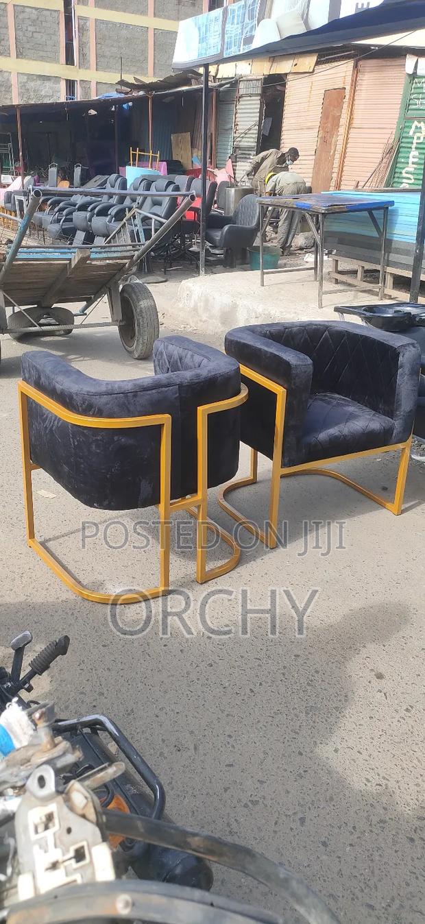 2 Styling Seats/ Manicure Seats - main view