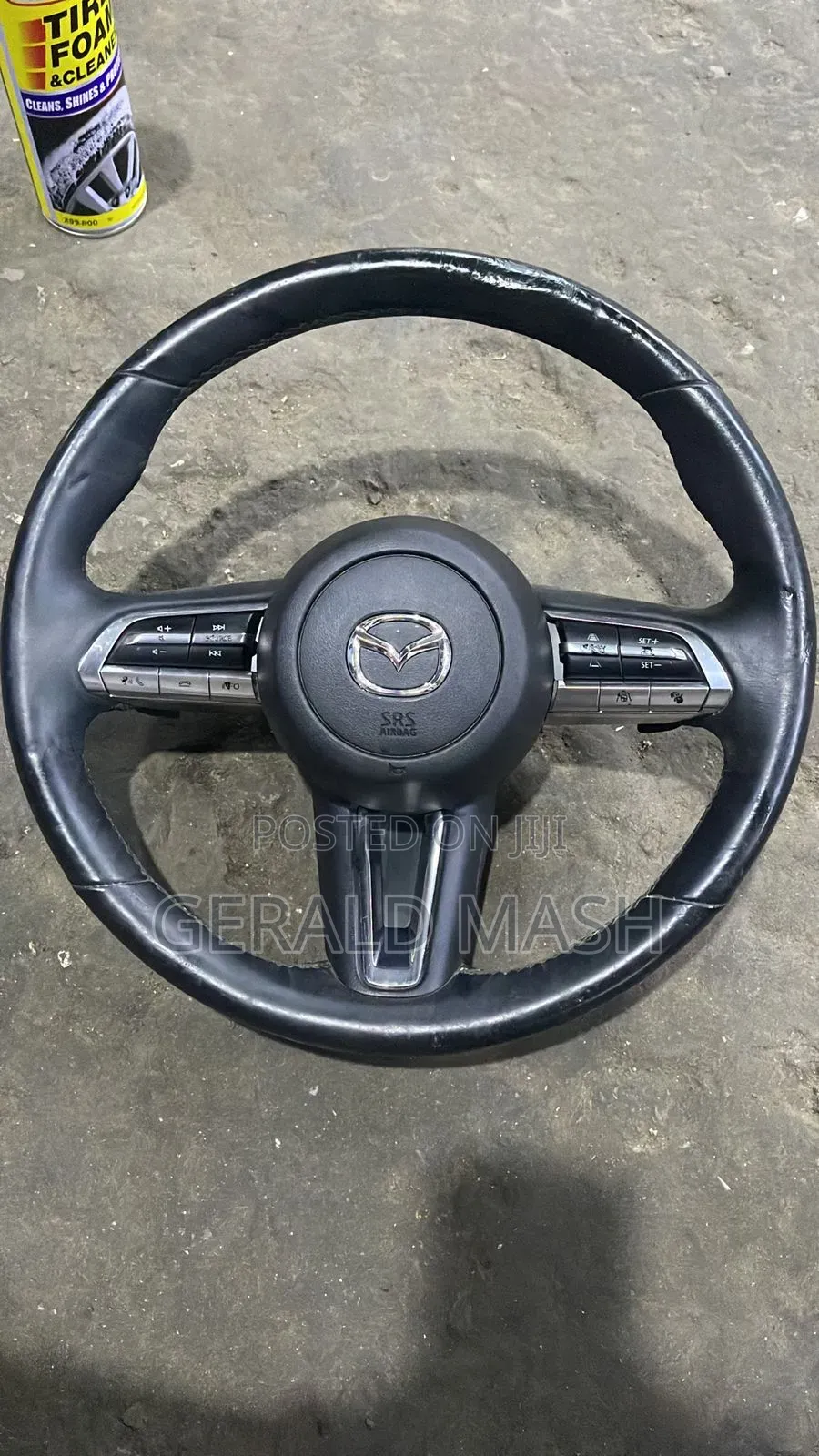 Complete Steering Wheel/Airbag Mazda3