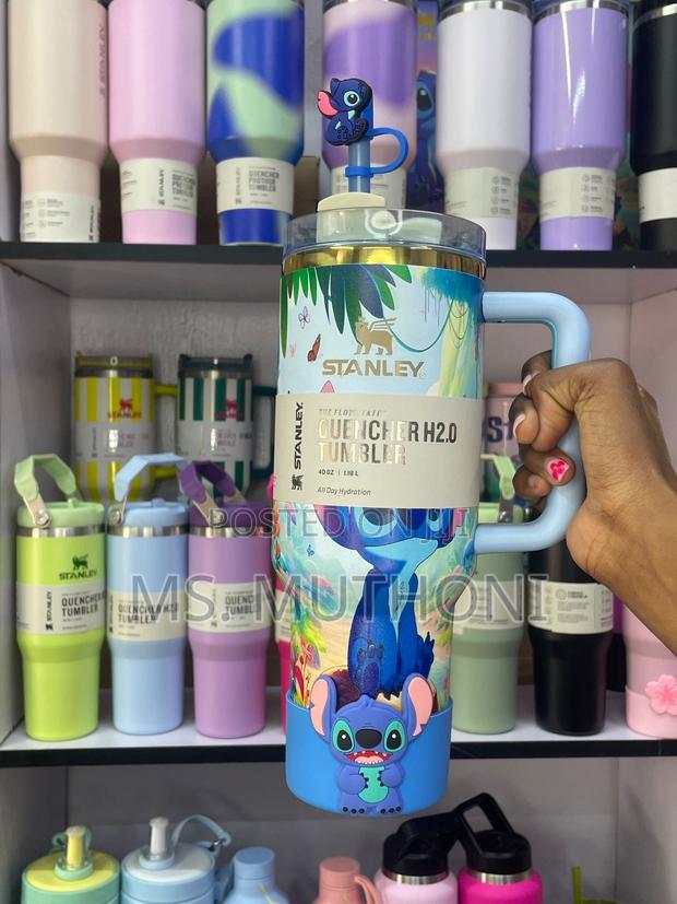 40oz Stanley the Quencher H2.0 Flowstate Stitch Edition - main view