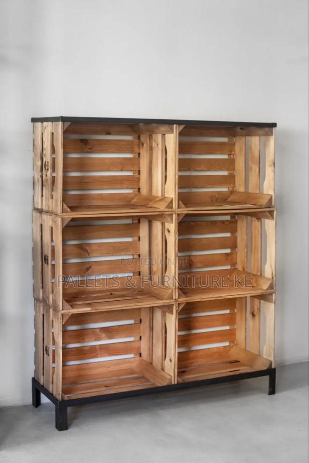 The Wooden Sole Shelf