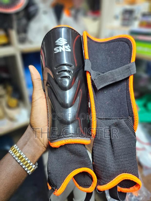 SNS Hockey Shinguard